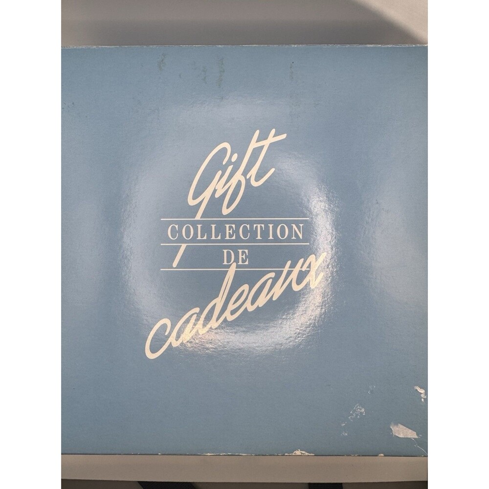 2004 Avon Ceramic Cherub Tic-Tac-Toe